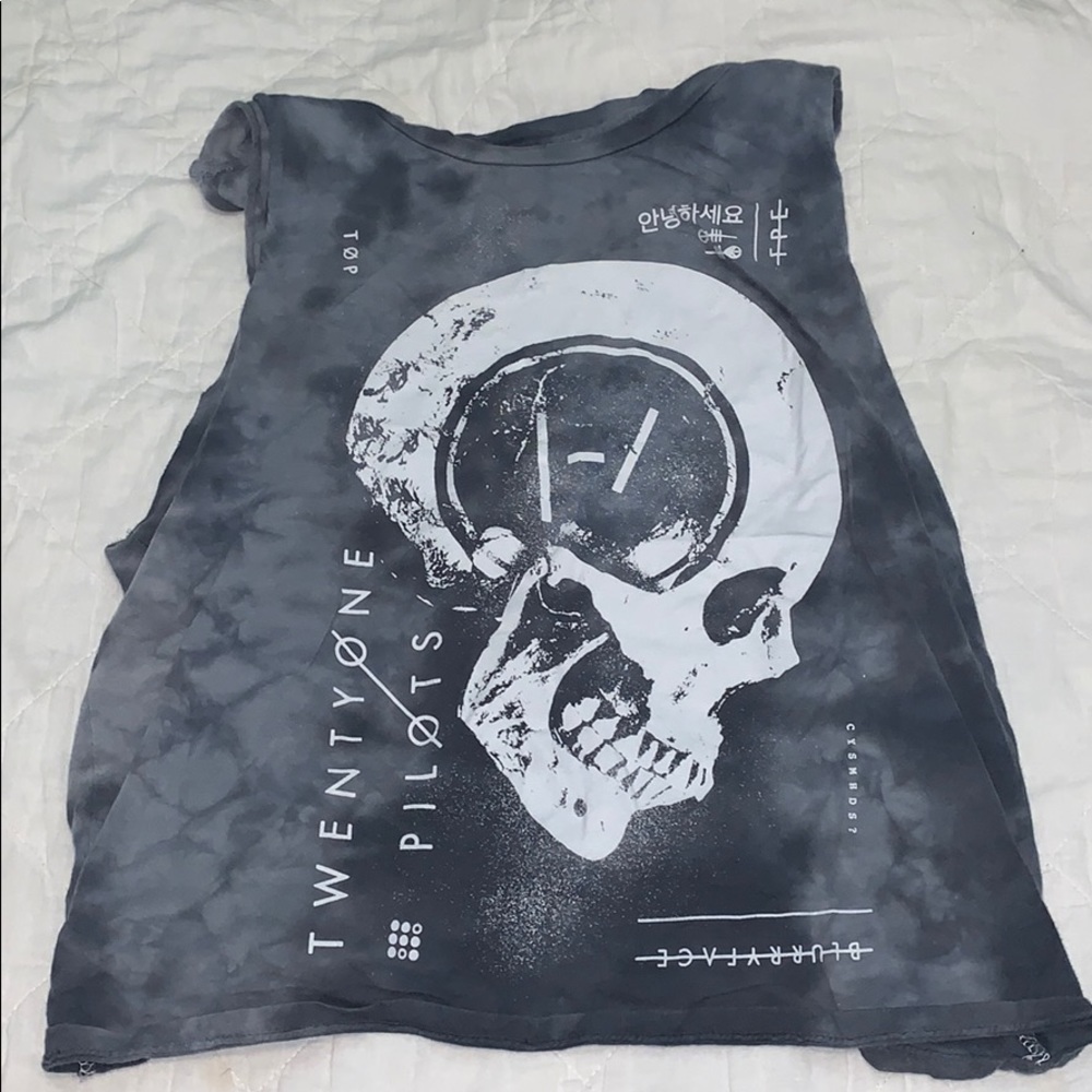 TWENTY ONE PILOTS muscle tank top!